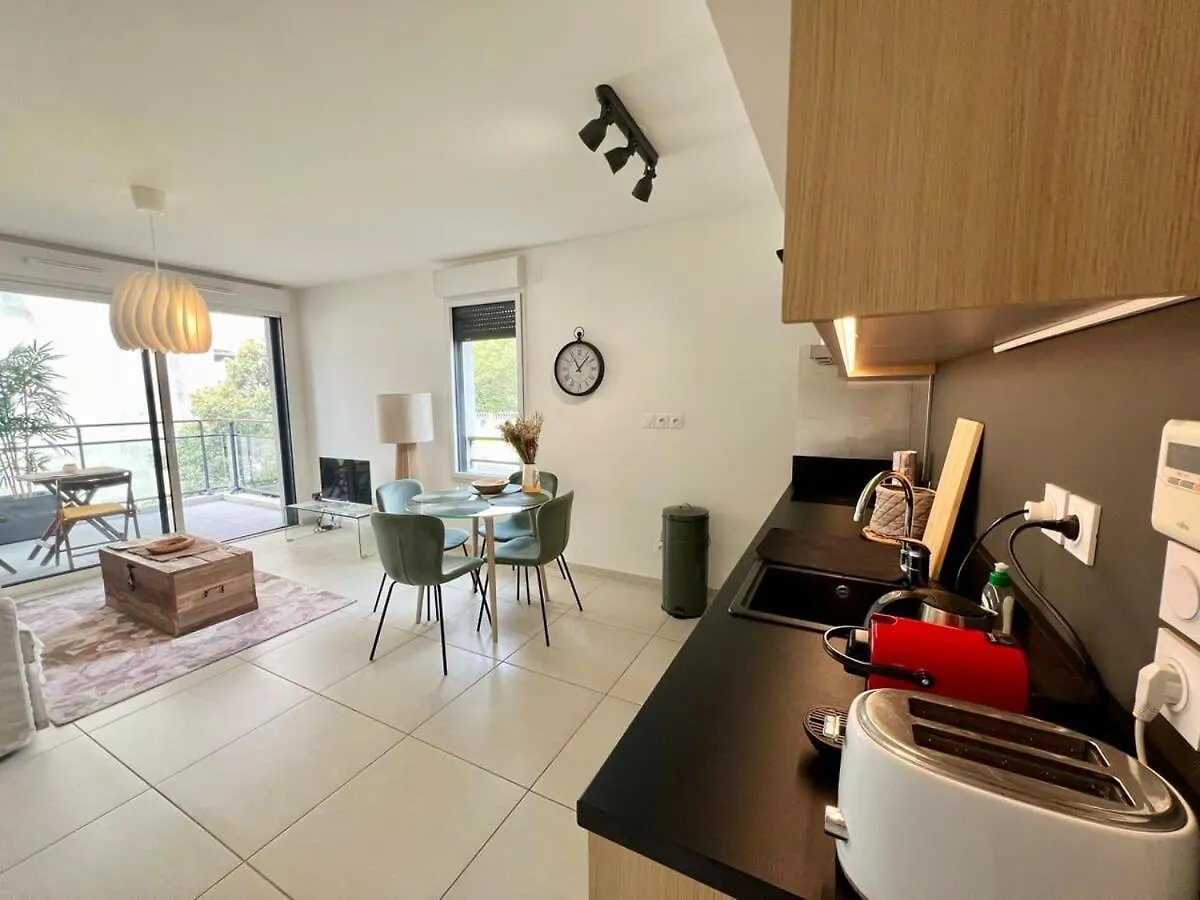 B035 Magnifique Appartement Neuf A Deux Pas Du Centre Cannes Apartment