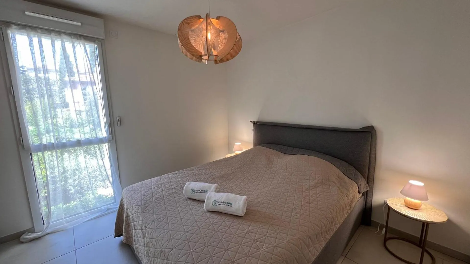 B035 Magnifique Appartement Neuf A Deux Pas Du Centre Cannes Apartment